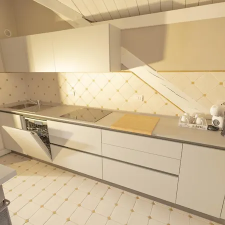 Apartamento Palazzo Emilia Suites