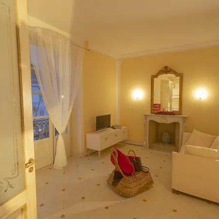 Apartamento Palazzo Emilia Suites *