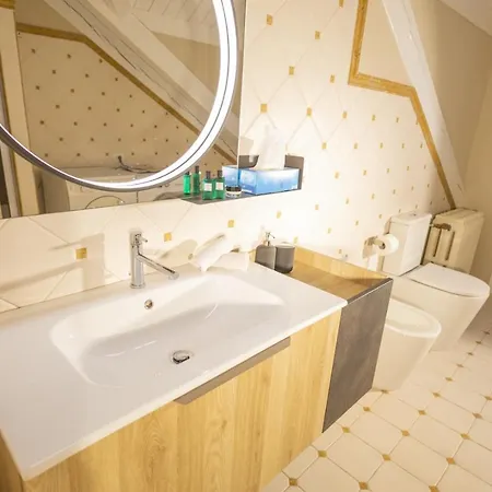 Apartamento Palazzo Emilia Suites *