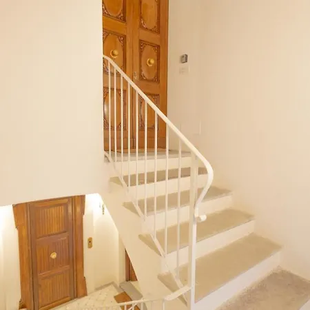 Palazzo Emilia Suites *